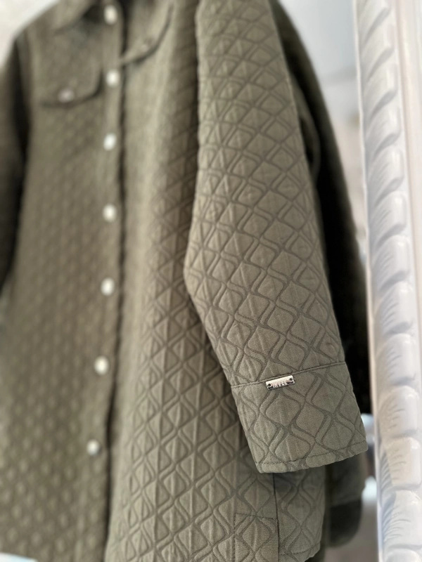 İNVEE 6827 Desenli Kapitone Ceket - Haki