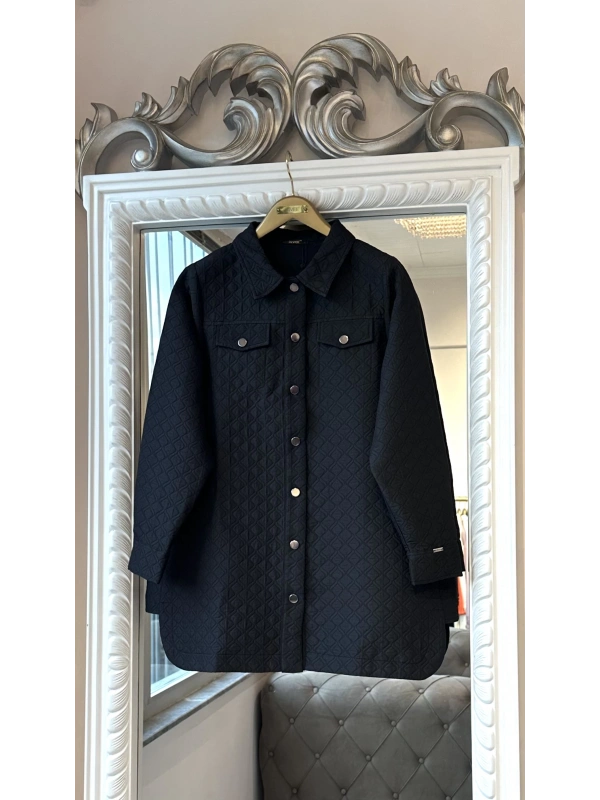 İNVEE Çıtçıt Kapamalı Kısa Kapitone Ceket - Siyah