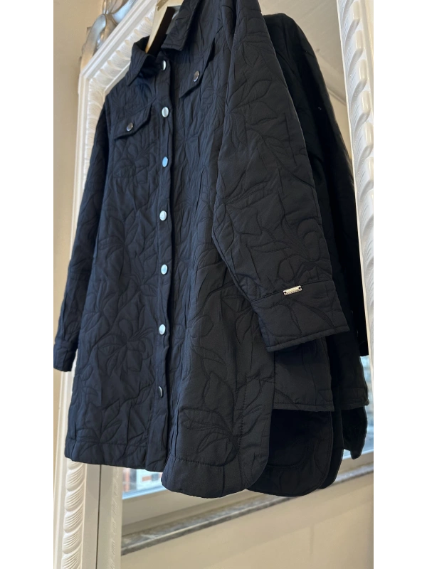 İNVEE 6827 Desenli Kapitone Ceket - Siyah