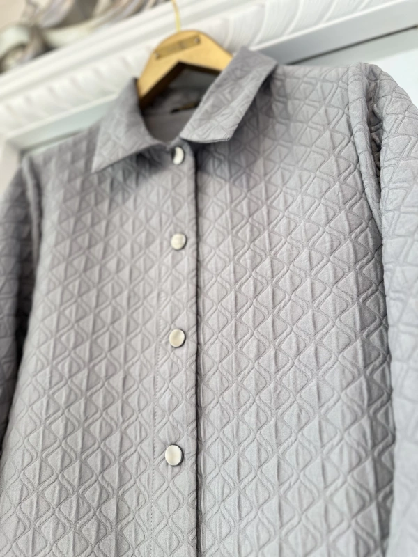 İNVEE 6879 Desenli Kapitone Ceket - Gri