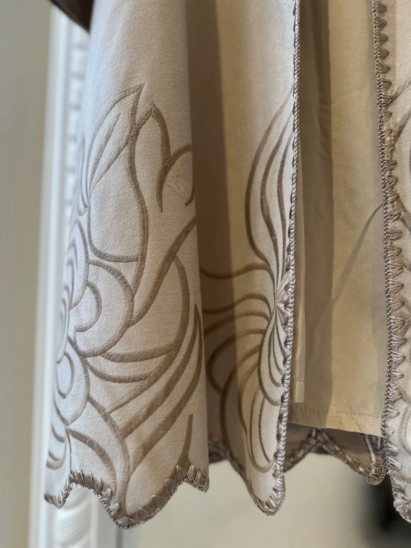 İNVEE 6949 Nakışlı Kaşe Kap - Bej