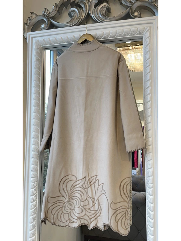 İNVEE 6949 Nakışlı Kaşe Kap - Bej