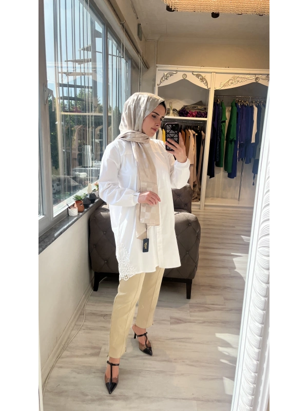 INVEE 6978 Brode Detaylı Ekru Gömlek