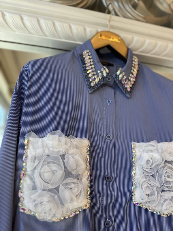 INVEE 7004 İşlemeli Mavi Gömlek