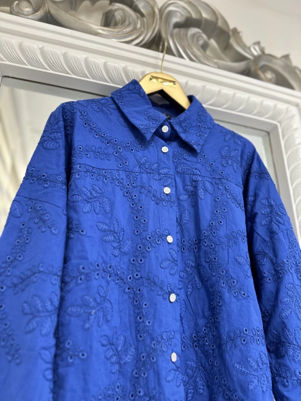 İNVEE 7019 Delik İşi İndigo Gömlek