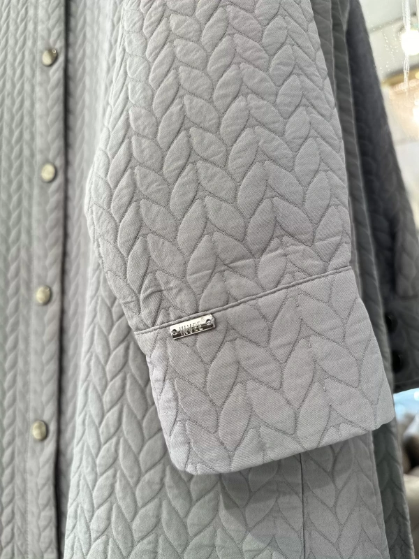 İNVEE Çıtçıt Kapamalı Kapitone Kap - Gri