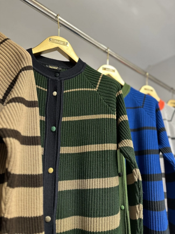 İNVEE 7075 Yün Karışımlı Renk Bloklu Hırka - Yeşil