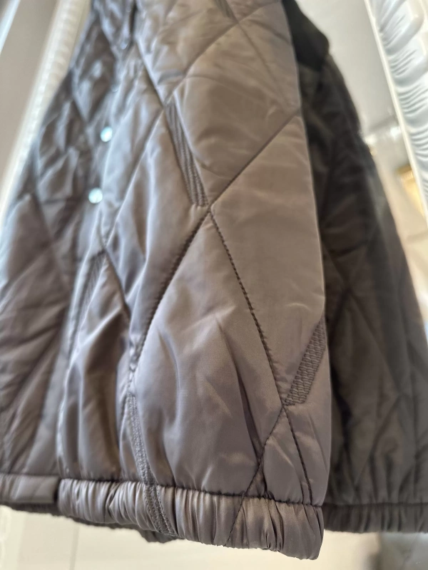 İNVEE Çıtçıt Kapamalı Kapitone Yelek - Baklava Desenli