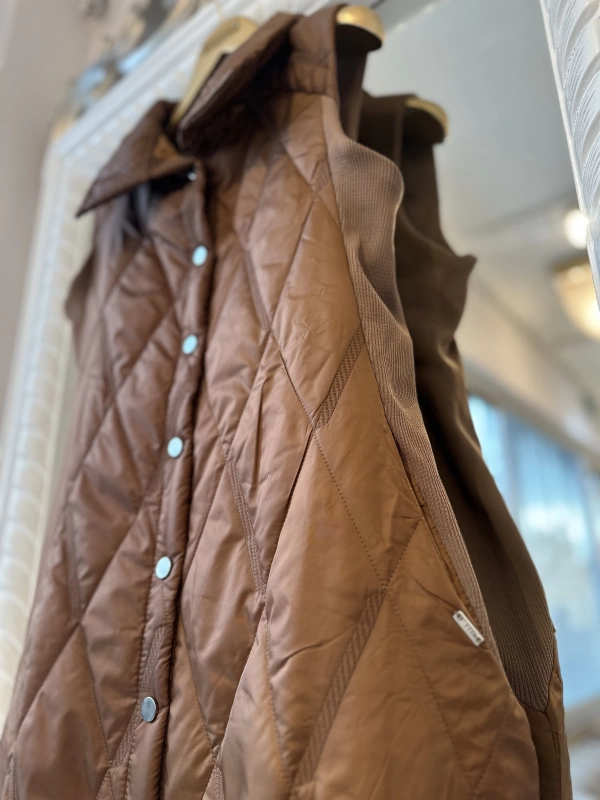 İNVEE Baklava Desenli Kapitone Yelek - Brownie