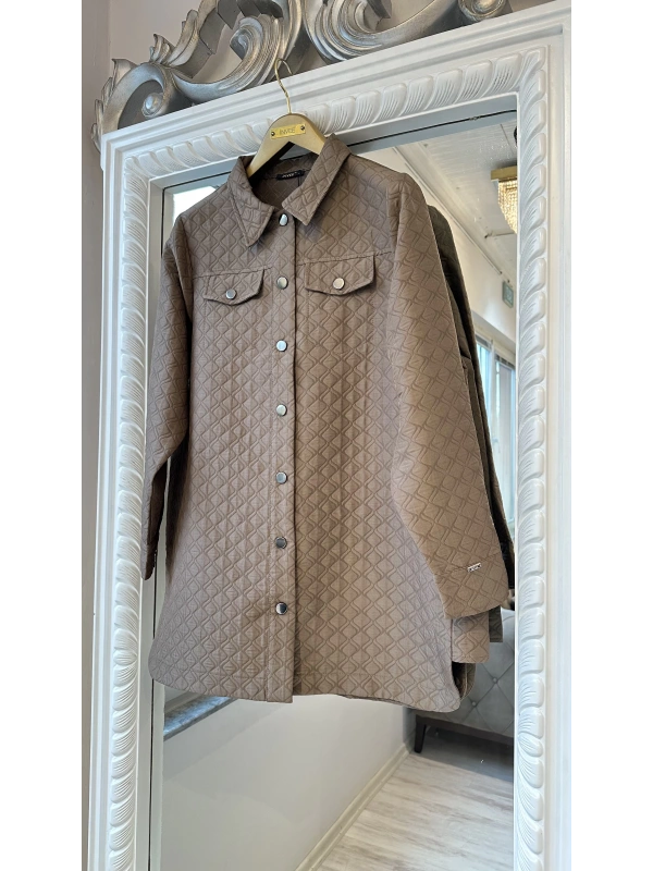 İNVEE Çıtçıt Kapamalı Kısa Kapitone Ceket - Vizon