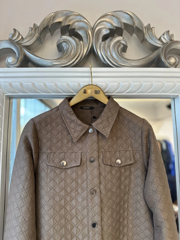 İNVEE Çıtçıt Kapamalı Kısa Kapitone Ceket - Vizon