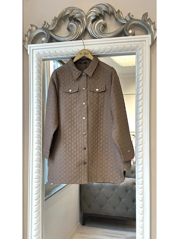 İNVEE Çıtçıt Kapamalı Kısa Kapitone Ceket - Vizon