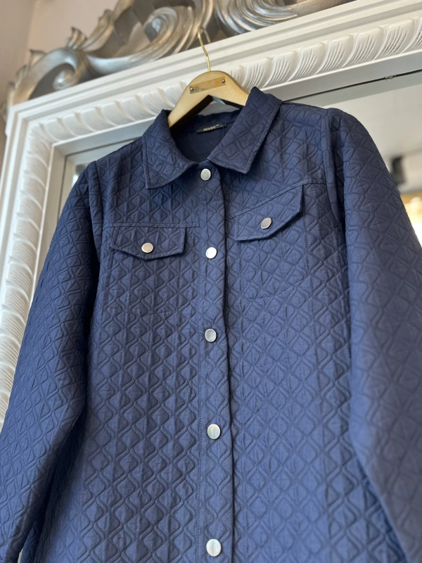 İNVEE Çıtçıt Kapamalı Kısa Kapitone Ceket - Lacivert