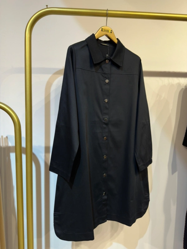 İNVEE Çıtçıt Kapamalı Mevsimilik Uzun Ceket - Siyah