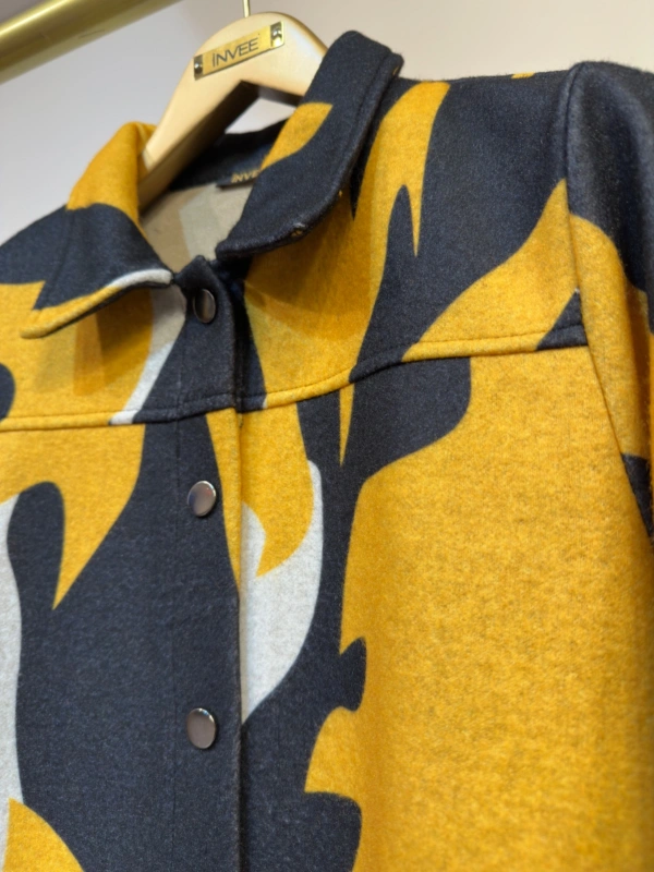 İNVEE Çıtçıt Kapamalı Mevsimilik Uzun Pardesü - Sarı