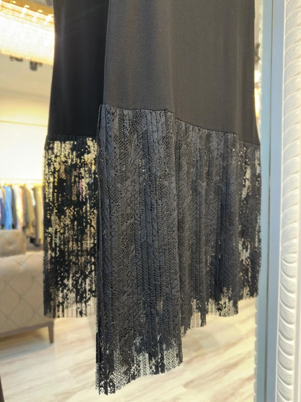 İNVEE Dantel Pliseli İç Tunik - Siyah