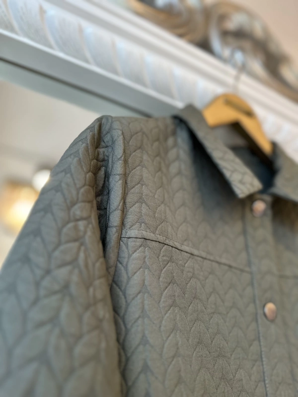 İNVEE Çıtçıt Kapamalı Uzun Kapitone Kap