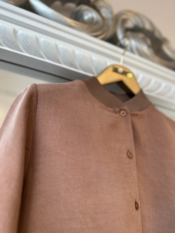 İNVEE Düğme Detaylı Geniş Gömlek - Tarçın