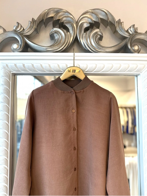 İNVEE Düğme Detaylı Geniş Gömlek - Tarçın