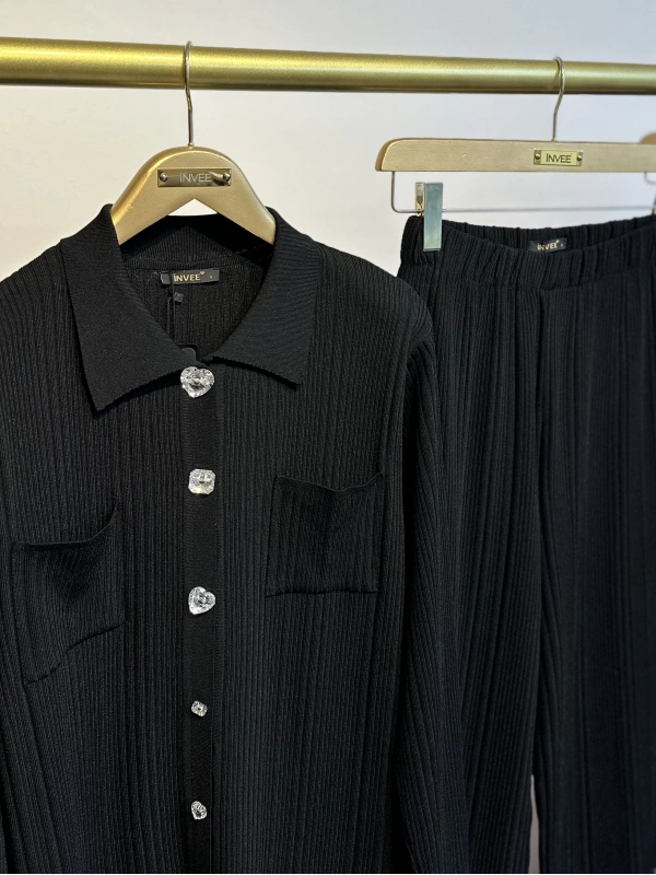 İNVEE Kalp Düğmeli Triko Takım - Siyah