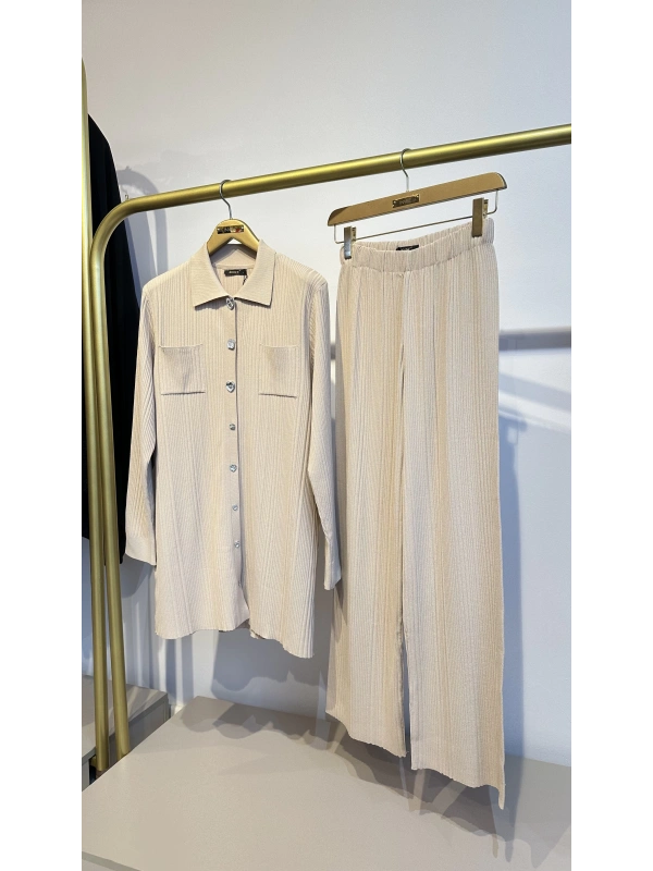 İNVEE Kalp Düğmeli Triko Takım - Bej