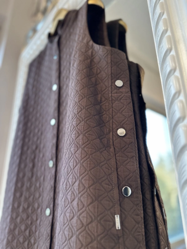 İNVEE Kapitone Uzun Yelek - Kahverengi