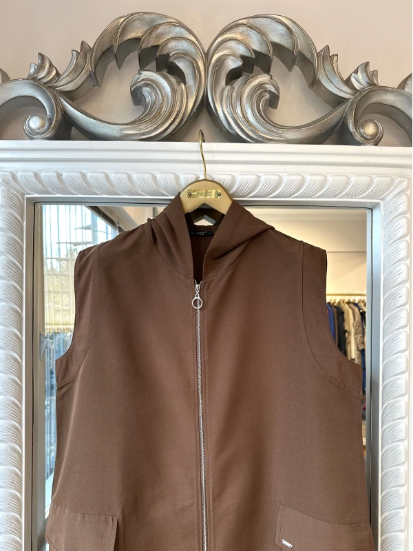 İNVEE Kapüşonlu Uzun Yelek - Kahverengi