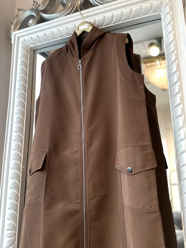 İNVEE Kapüşonlu Uzun Yelek - Kahverengi