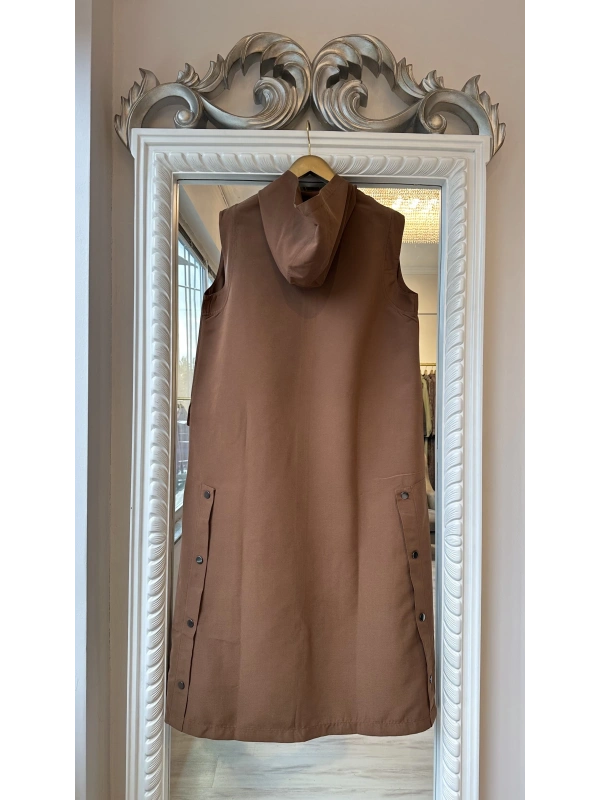 İNVEE Kapüşonlu Uzun Yelek - Kahverengi