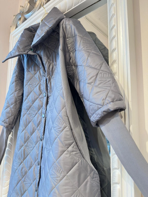 İNVEE NE Logolu Kapitone Mont - Gri