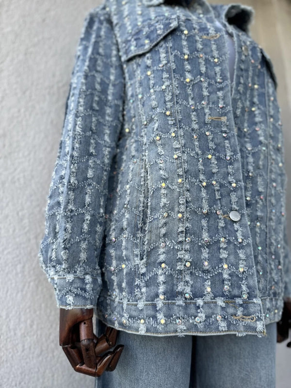 Taş İşlemeli Saçaklı Denim Ceket