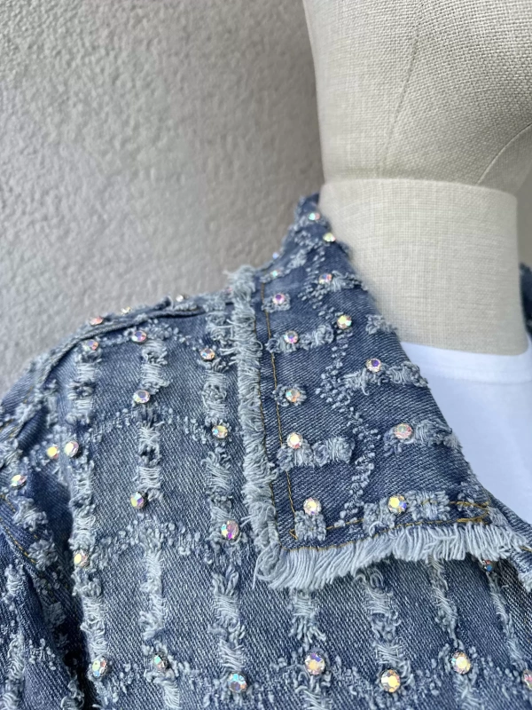 Taş İşlemeli Saçaklı Denim Ceket