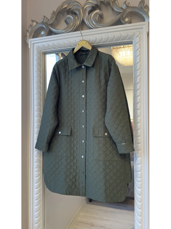 İNVEE Cepli Kapitone Uzun Ceket - Yeşil