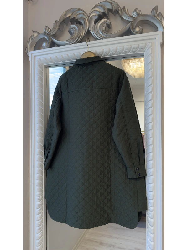 İNVEE Cepli Kapitone Uzun Ceket - Yeşil