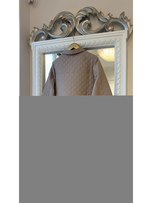 İNVEE Cepli Kapitone Uzun Ceket - Bej