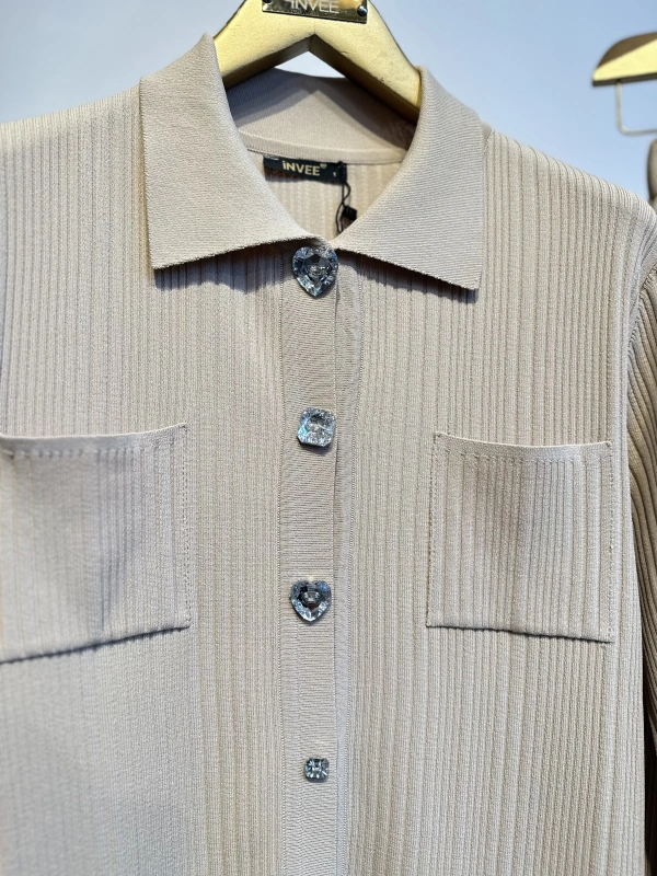 İNVEE Kalp Düğmeli Triko Takım - Bej