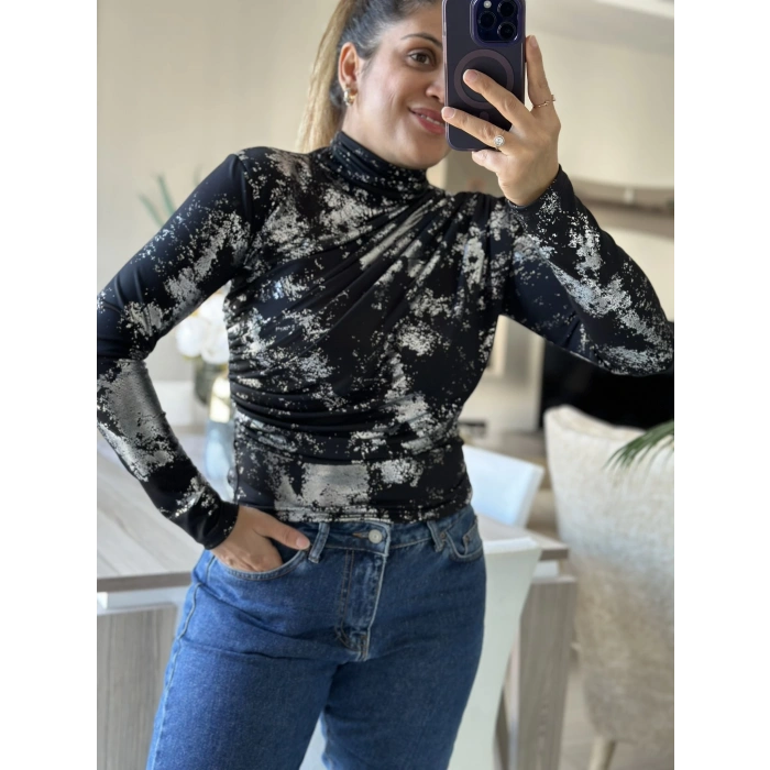 METALİK DESENLİ SİYAH BLUZ