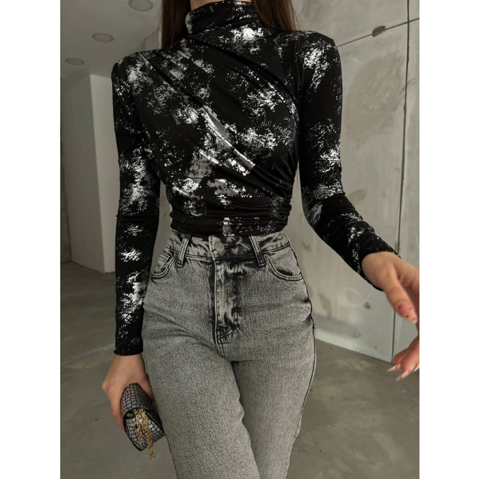 METALİK DESENLİ SİYAH BLUZ