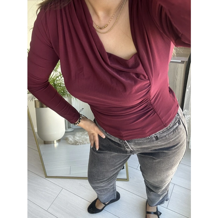 OMUZ DEKOLTELİ BORDO BLUZ