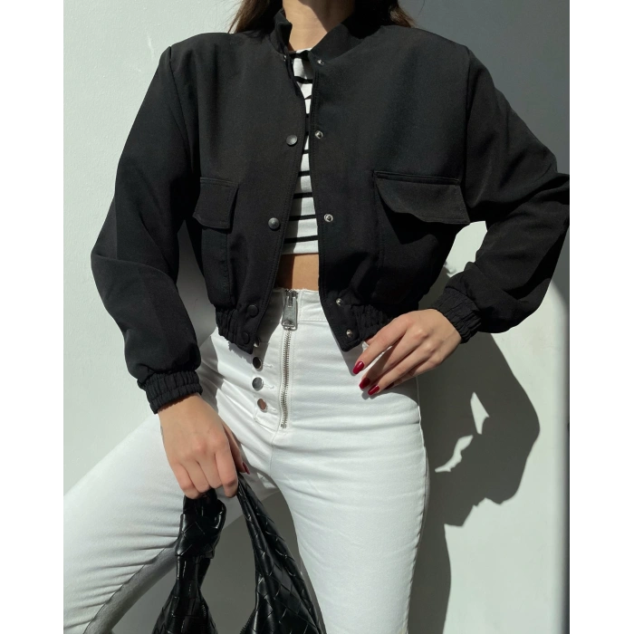 OMUZ MANŞETLİ SİYAH CEKET