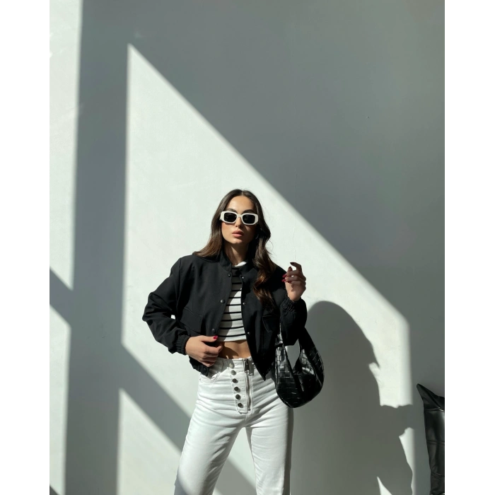 OMUZ MANŞETLİ SİYAH CEKET