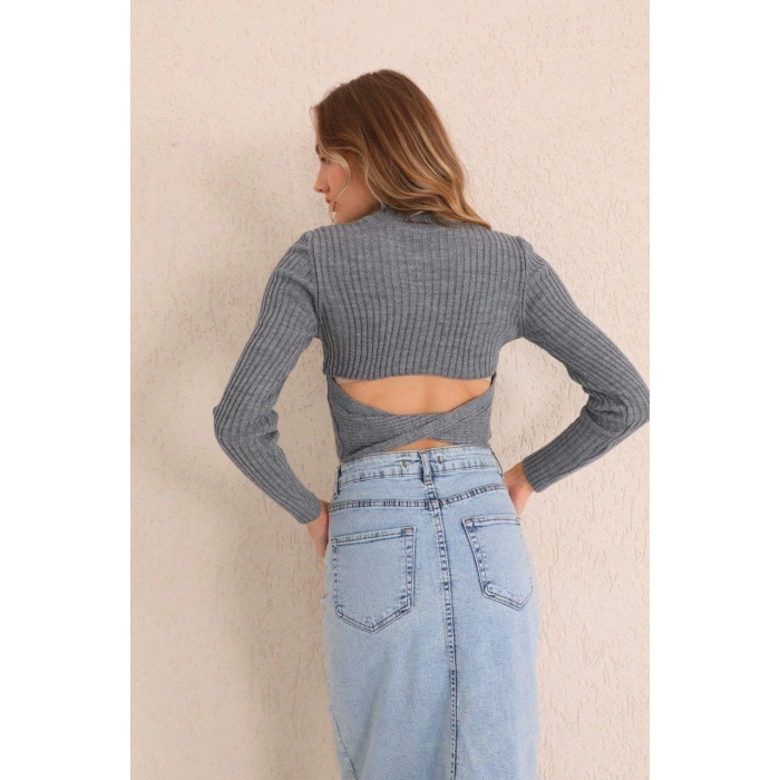 SIRT DEKOLTELİ GRİ RENK BADİ