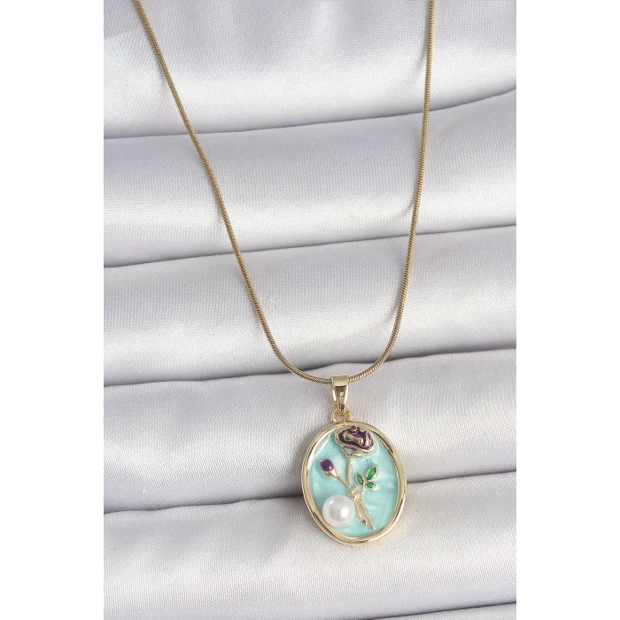 316L Çelik Gold Renk Zincir Mavi Çiçek İşlemeli İnci Detay Portre Model Kadın Kolye