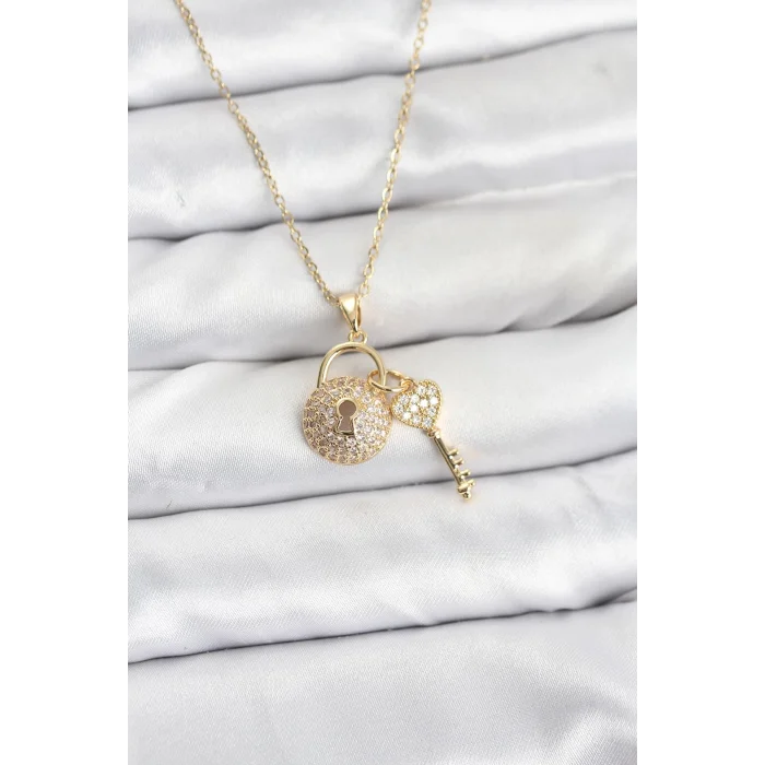 316L Çelik Zincir Gold Renk Kilit Anahtar Model Zirkon Taşlı Kadın Kolye
