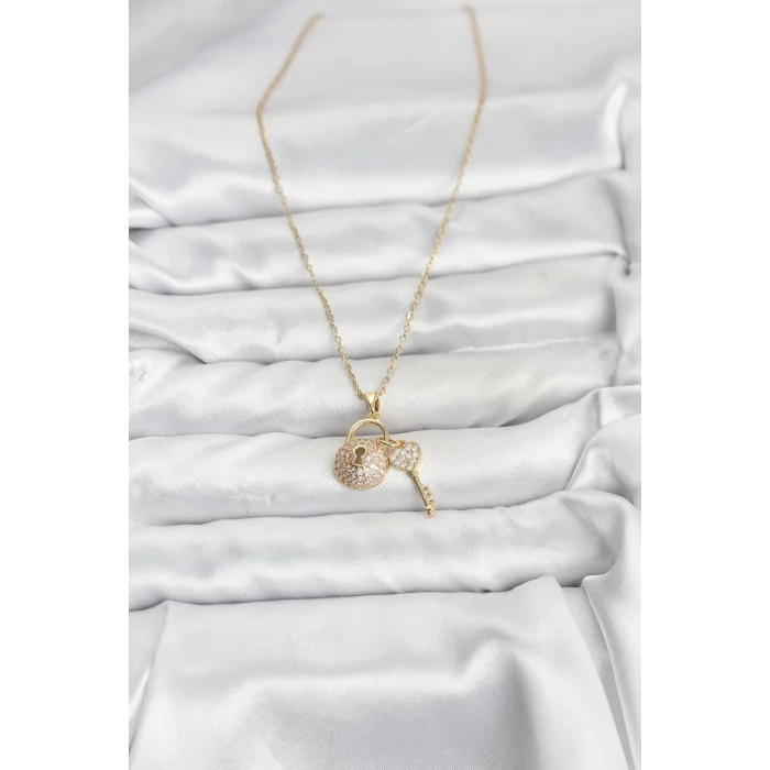 316L Çelik Zincir Gold Renk Kilit Anahtar Model Zirkon Taşlı Kadın Kolye