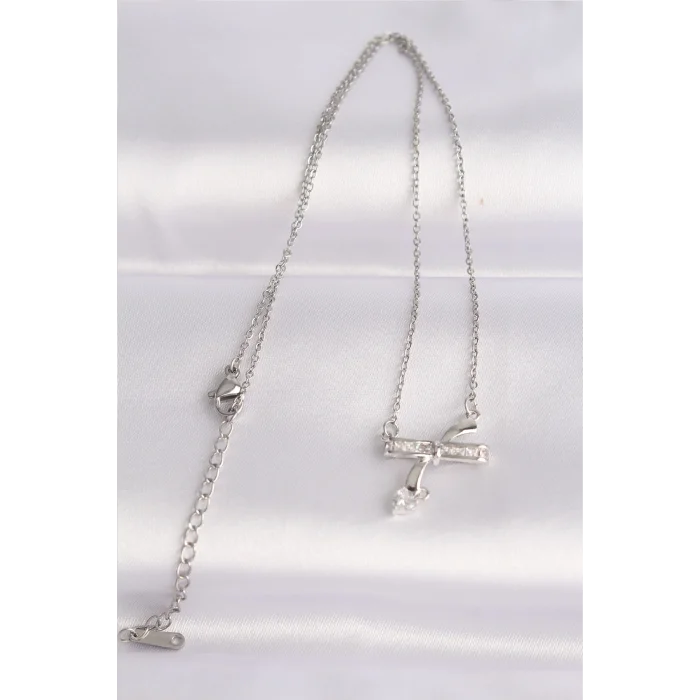 316L Çelik Zincir Gümüş Renk Zirkon Taşlı Kalp Detay Fiyonk Kolye