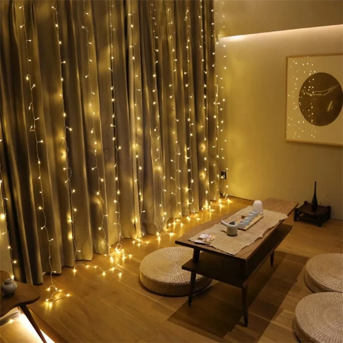 8 Fonksiyonlu 200 Led 10 Saçak Şerit Led 2x2 Perde İp Led (Gün Işığı) (5047)