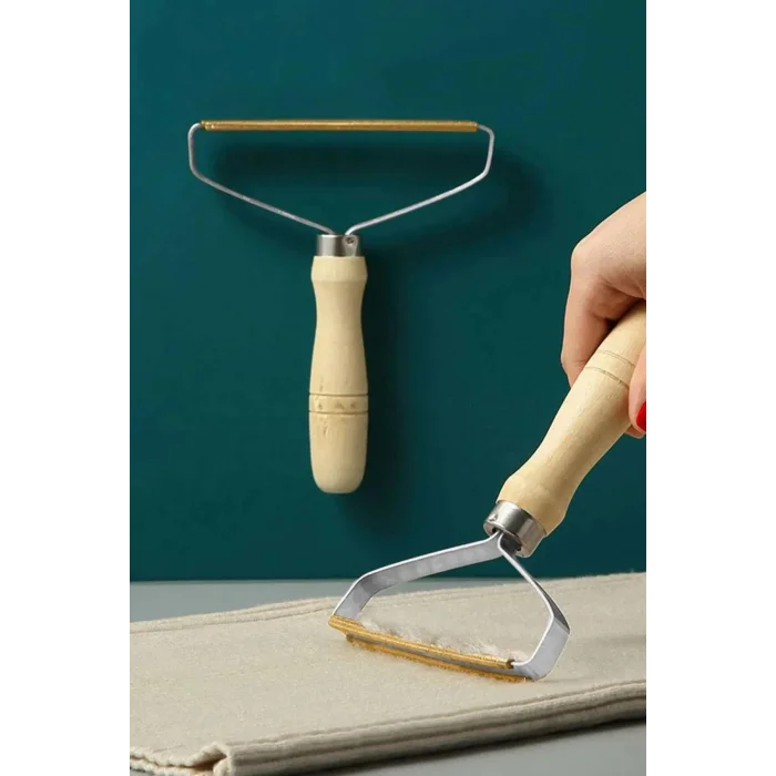 Ahşap Saplı Metal Kazak - Elbise - Halı Tüyü Temizleme Çift Taraflı Tüy Tiftik Toparlayıcı