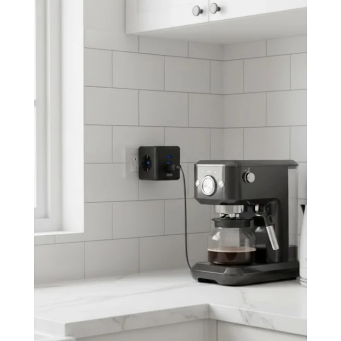 Akım ve Voltaj Korumalı Küp Priz 3 USB Destekli