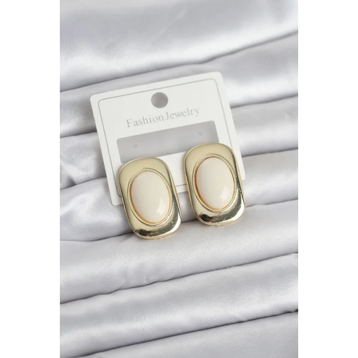 Beyaz Renk Kare Model Vintage Kadın Küpe